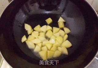 番茄红烩牛肉的做法步骤:5