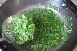 芹菜拌花生米的做法步骤:5