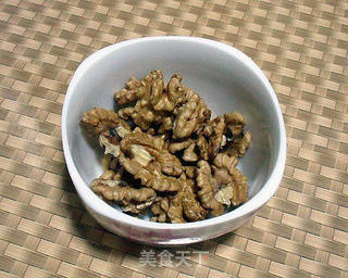 南瓜核桃面糊包的做法步骤:2
