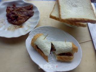 【金格勒酱】:肥牛吐司卷的做法步骤:9