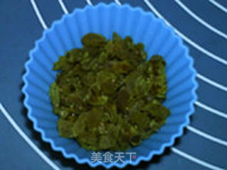 葡萄干花生牛轧糖的做法步骤:3