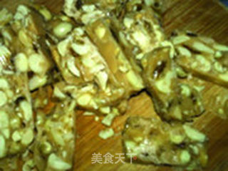 葡萄干花生牛轧糖的做法步骤:12