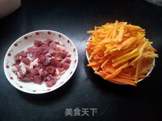 碎肉抓饭的做法步骤:2