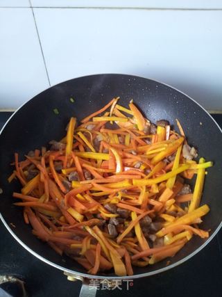 碎肉抓饭的做法步骤:4
