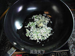 【清蒸鱿鱼圈】--- 简单的方法制作营养的美味的做法步骤:3