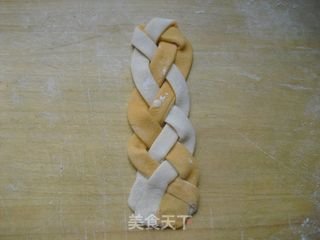﻿麻花辫小馒头的做法步骤：7