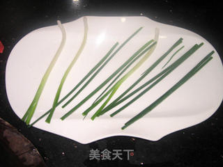 清蒸海上鲜的做法步骤:2