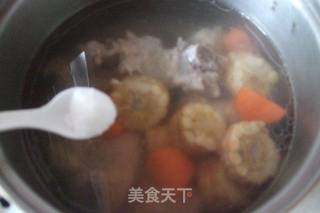 玉米排骨汤的做法步骤:8