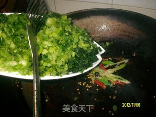 雪里红炒黄豆的做法步骤:6