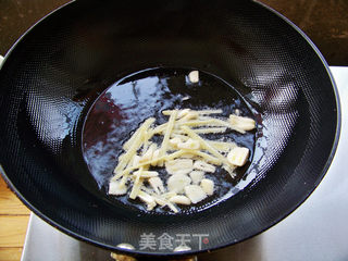 心蓝手制私房菜【口味莴笋条】——爽脆莴笋的小资范的做法步骤:5