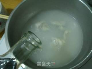 油豆泡粉丝鸡汤的做法步骤：7