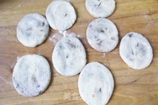 麻酱烧饼的做法步骤：11