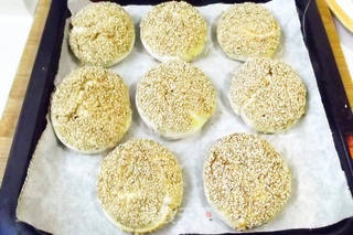 麻酱烧饼的做法步骤：16