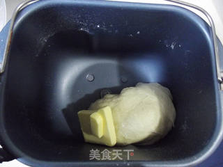 豆沙辫子面包—(4股)简单易操作的做法步骤:3
