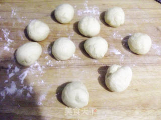 豆沙辫子面包—(4股)简单易操作的做法步骤:5