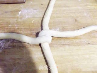 豆沙辫子面包—(4股)简单易操作的做法步骤:11