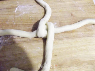 豆沙辫子面包—(4股)简单易操作的做法步骤:12