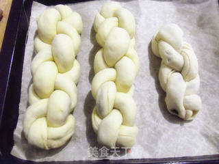 豆沙辫子面包—(4股)简单易操作的做法步骤:13