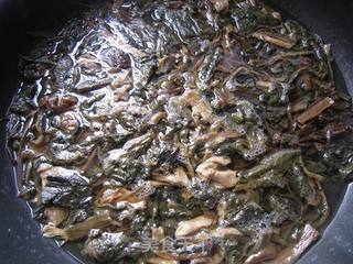 梅干菜烧鸭肉的做法步骤:2