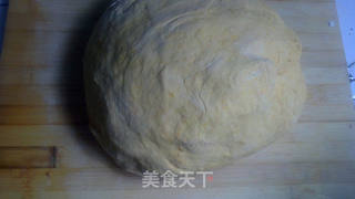 黑米豆沙南瓜面包的做法步骤:4