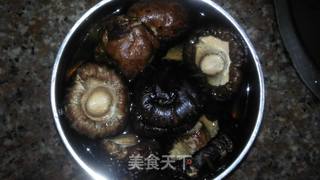 肉菇蛋饺的做法步骤:2