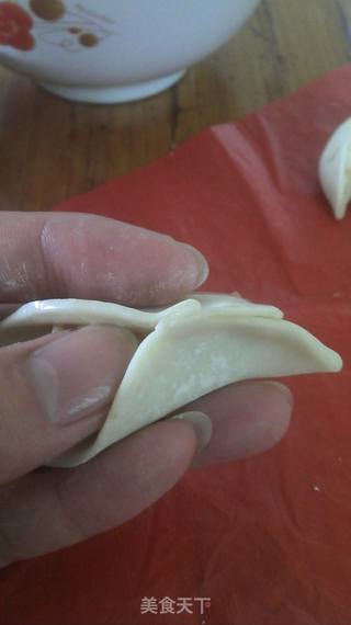 肉菇蛋饺的做法步骤:8