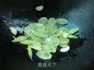 清爽好吃的豆浆菜——豆浆煮莴笋的做法步骤:8