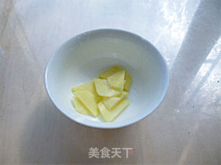 话梅鸡翅的做法步骤:2