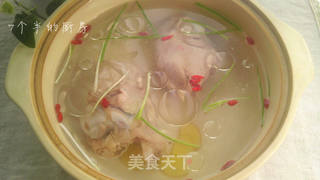 莲藕炖筒子骨汤的做法步骤:3