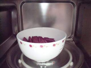 紫薯豆浆黑芝麻馅汤圆的做法步骤:4