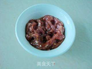 冬天里凉粉也暖身——瘦肉豆浆煮凉粉的做法步骤:5