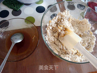 广式月饼的做法步骤:5