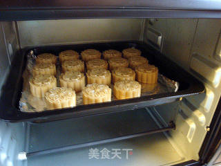 广式月饼的做法步骤:14