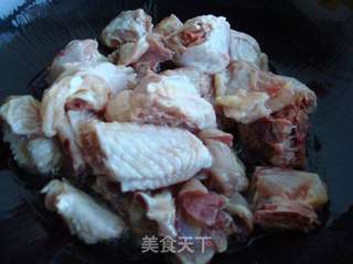 栗子杏鲍菇焖鸡的做法步骤:5