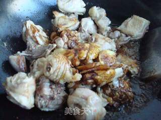 栗子杏鲍菇焖鸡的做法步骤:6