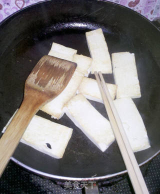 葱烧豆腐-上班族十分钟快手菜的做法步骤:3