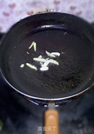 葱烧豆腐-上班族十分钟快手菜的做法步骤:7