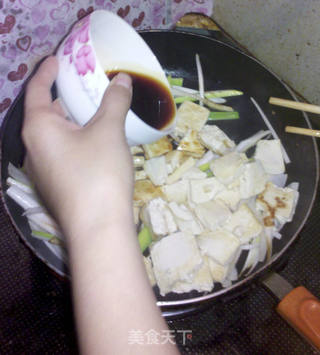 葱烧豆腐-上班族十分钟快手菜的做法步骤:10