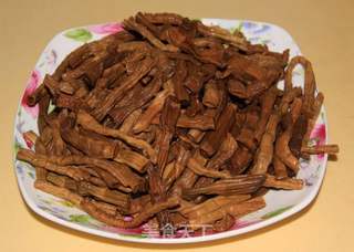 黑竹笋烧牛肉的做法步骤:2