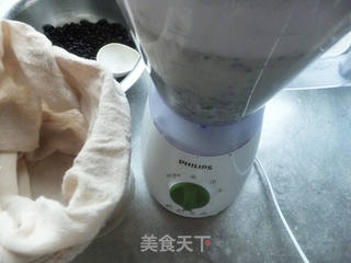 自制黑豆豆腐的做法步骤:2