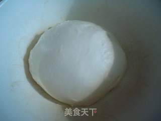 非常松软的——酸奶蔓越莓小面包的做法步骤:4