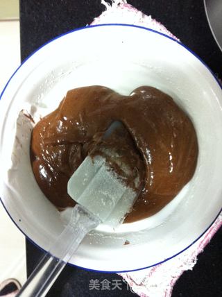 杏仁巧克力小蛋糕的做法步骤:7