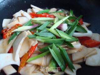 杏鲍菇炒肉片的做法步骤:9