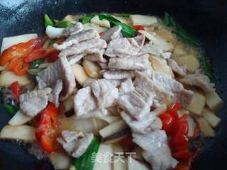 杏鲍菇炒肉片的做法步骤:10