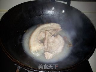 白切五花肉的做法步骤:3