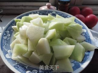 【茄汁萝卜牛肉砂锅】----适合孩子口味的一款汤煲的做法步骤:5