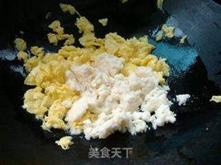 豆渣的美味吃法——鸡蛋炒豆渣的做法步骤:8