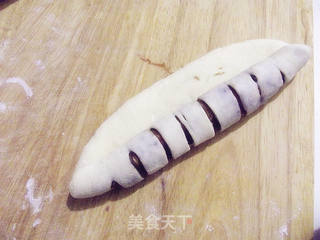 豆沙花环面包的做法步骤:8
