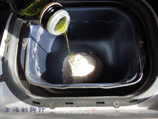【培根比萨】----美味在家做的做法步骤:2