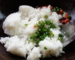 时蔬酱肉炒饭的做法步骤:6